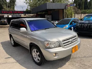 Toyota Kluger 2005
