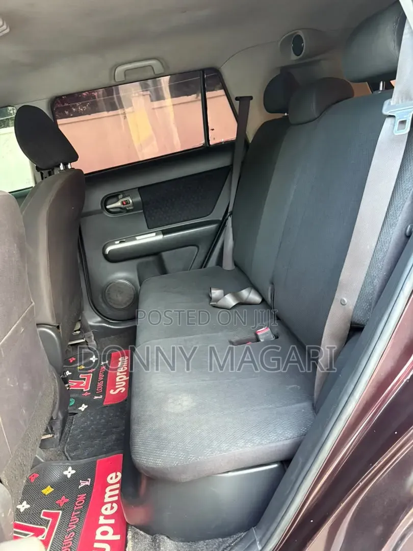 Toyota Corolla Rumion Hatchback 1.5 FWD 2008 Maroon