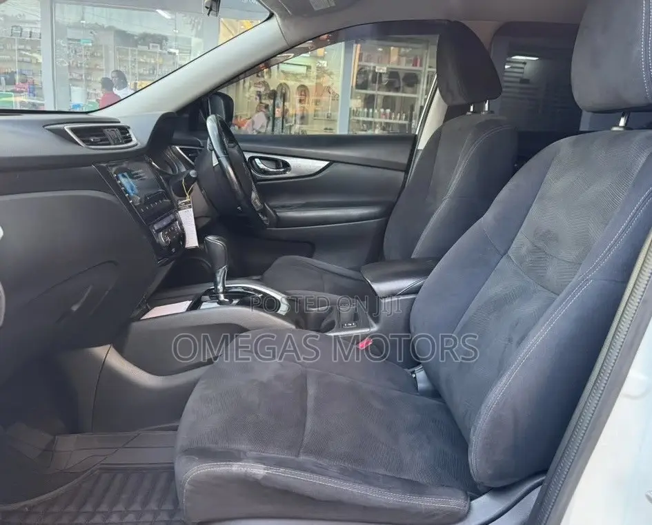 Nissan X-Trail 2.0 Petrol FWD 2014 White