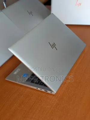 Laptop HP EliteBook 830 G9 16GB Intel Core i5 SSD 256GB