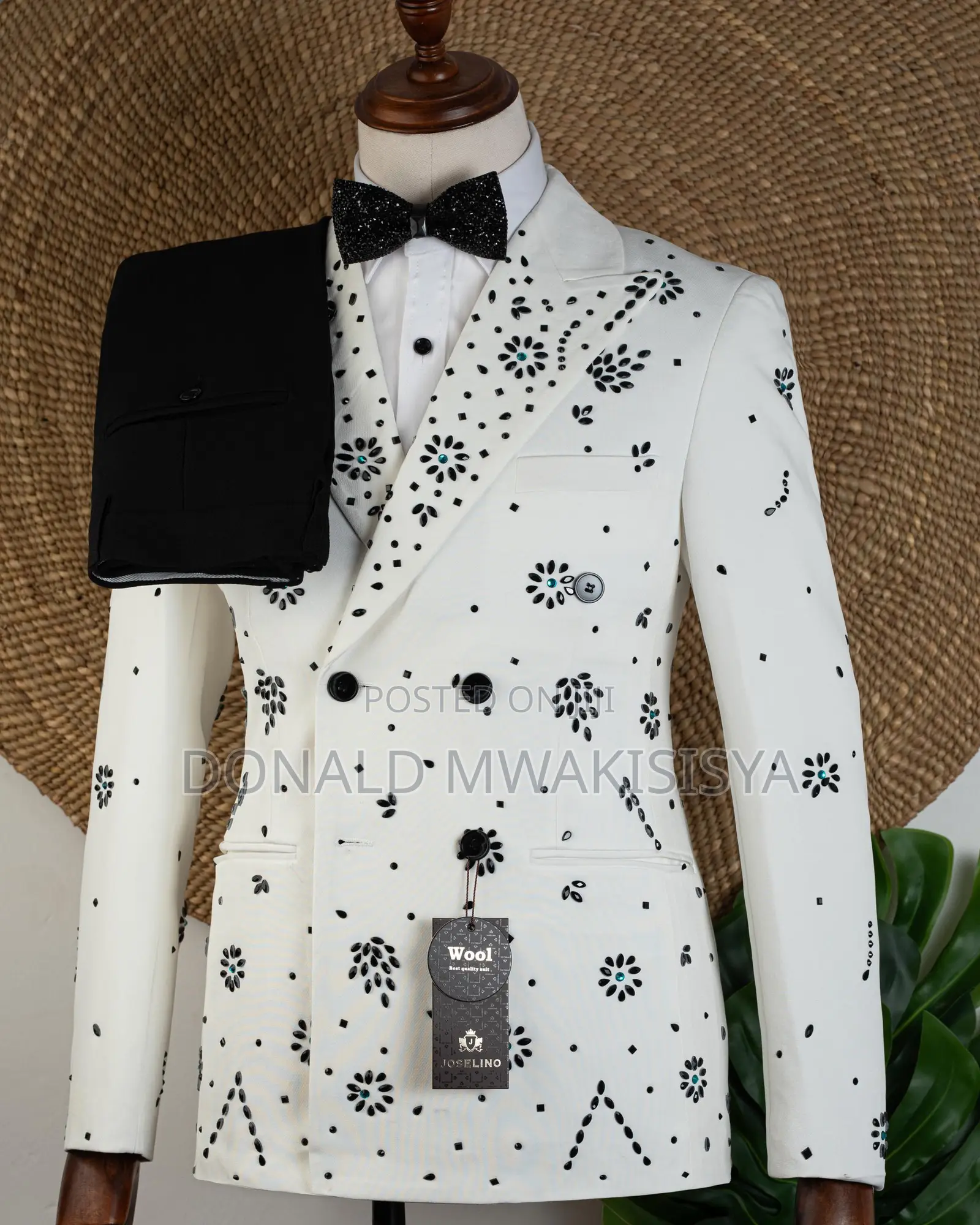 White Stoned Suit - Joselino - White Edition
