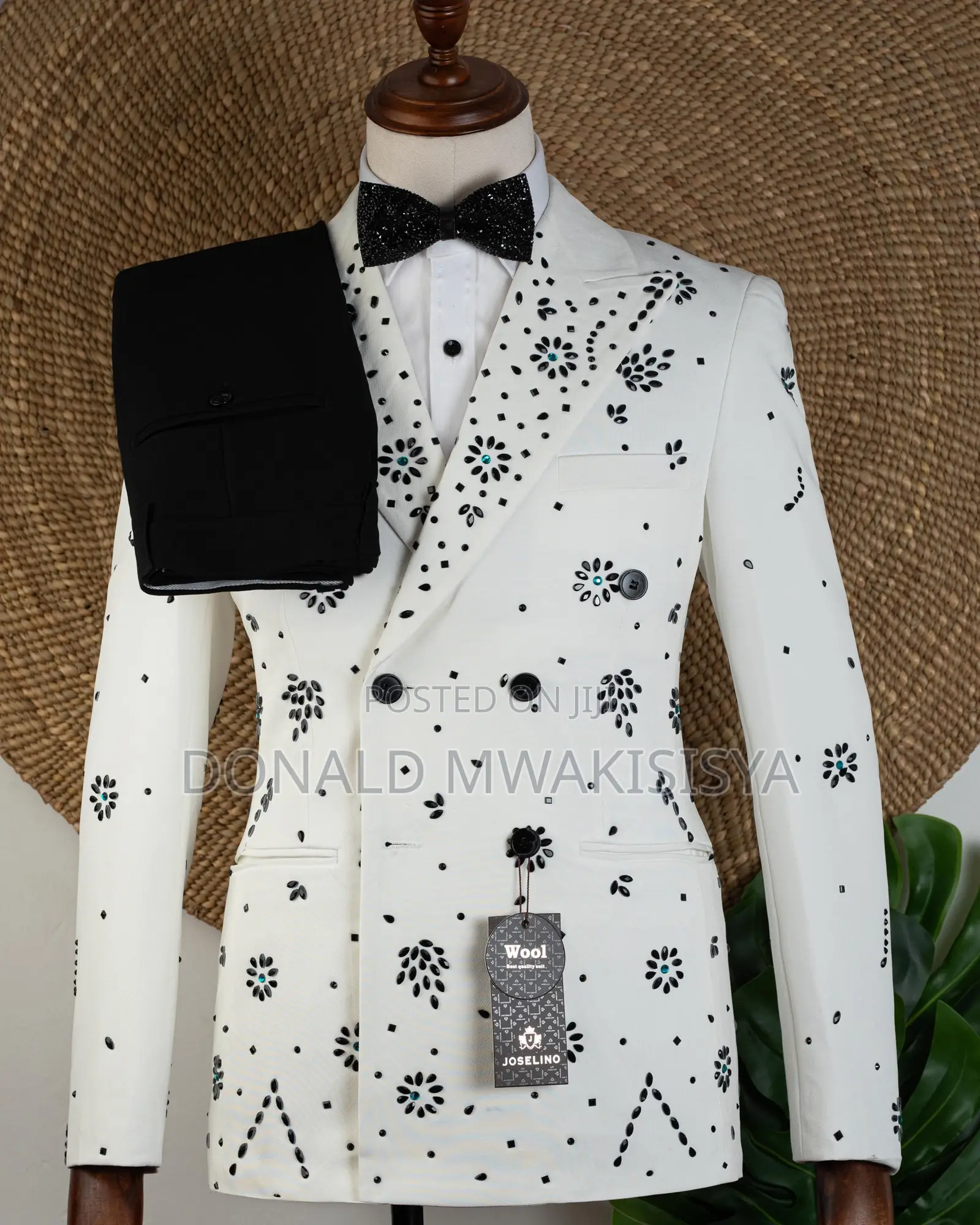 White Stoned Suit - Joselino - White Edition