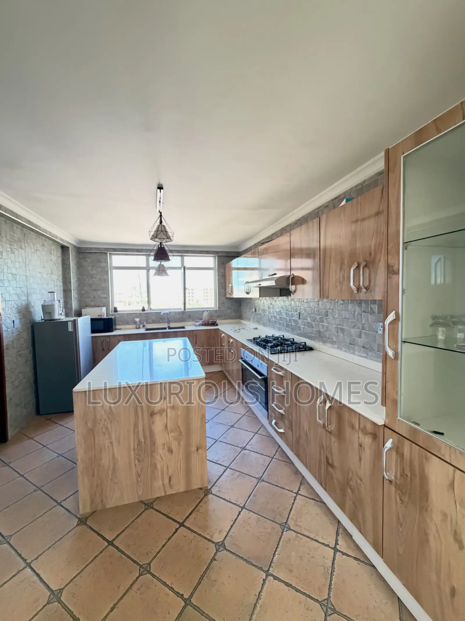 Furnished 3bdrm Apartment in Masaki for rent
