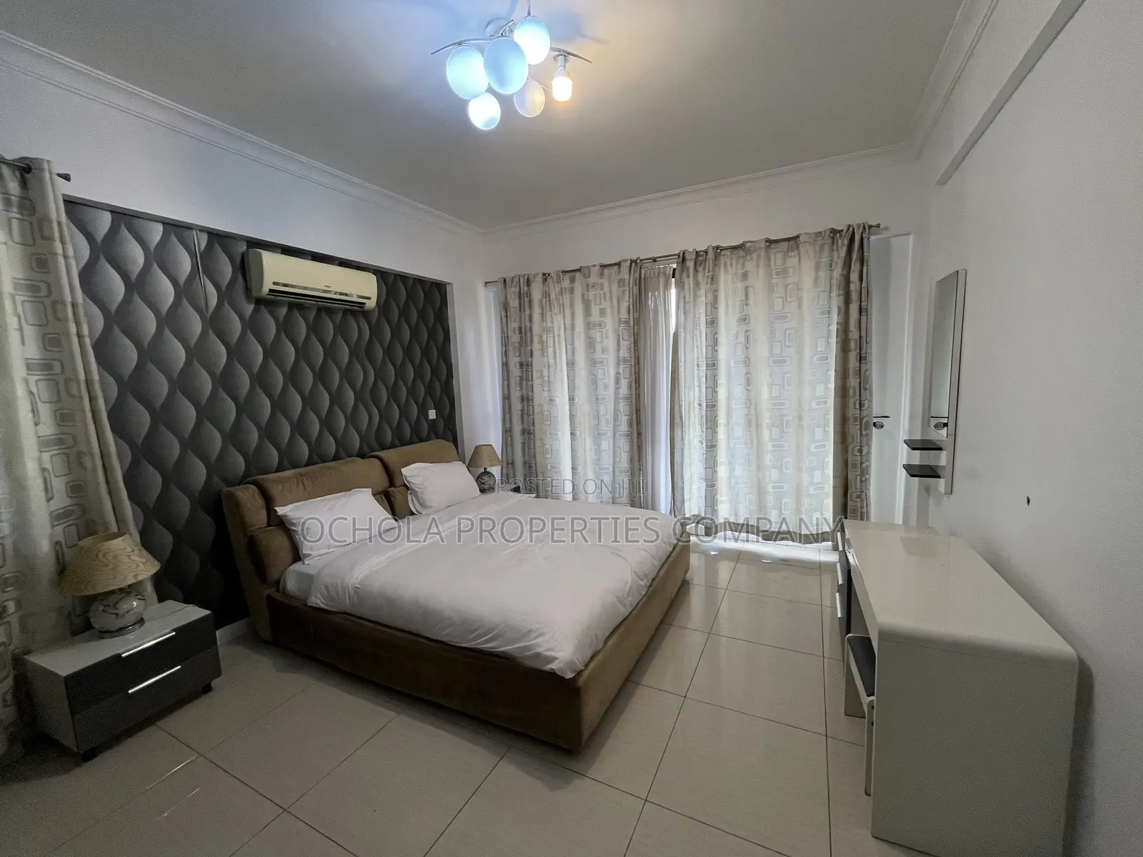 Furnished 3bdrm Apartment in Oyster Bay for rent
