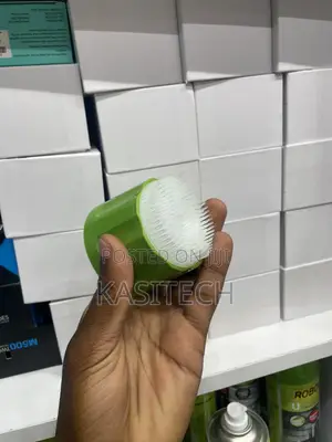 Universal Foam Cleaning Agent