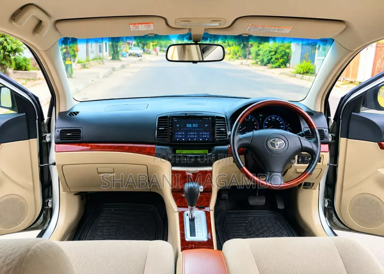 Toyota Premio 2004 Silver