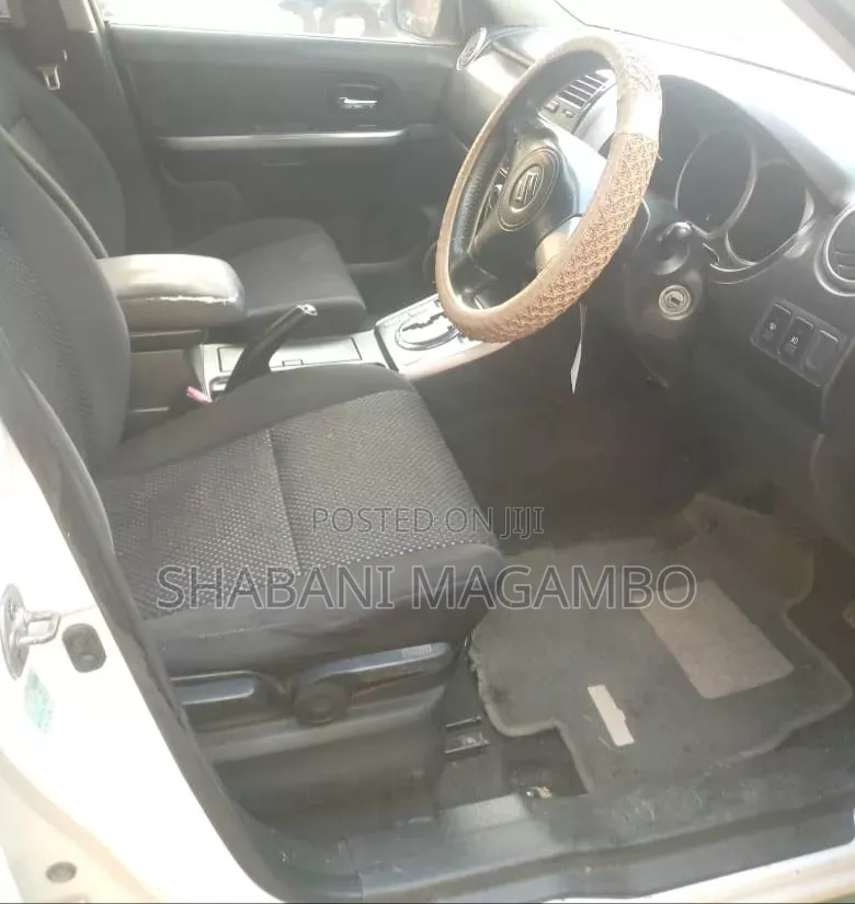 Suzuki Grand Vitara 2008 Off white