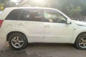 Suzuki Grand Vitara 2008 Off white