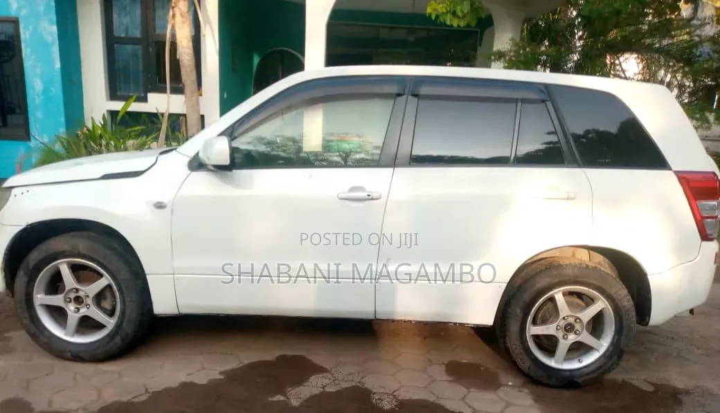 Suzuki Grand Vitara 2008 Off white