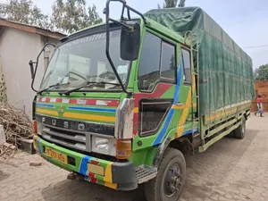 Fuso Single Inauzwa