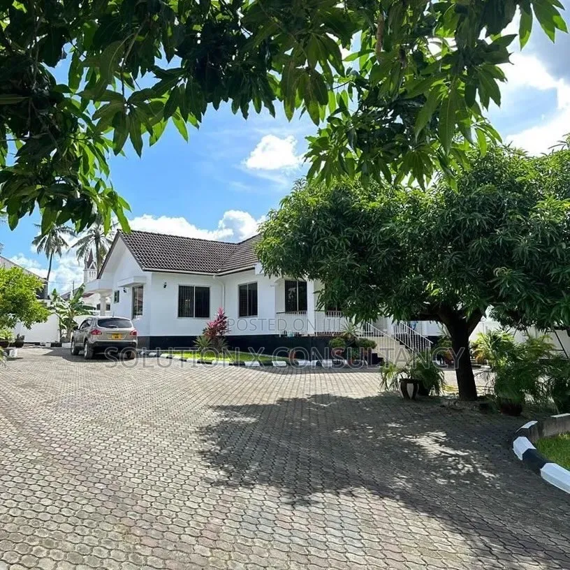 4bdrm Apartment in Mbezi Beach for rent
