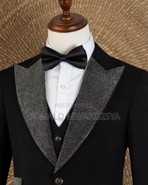 Black Stoned Lapel Tuxedo - Joselino