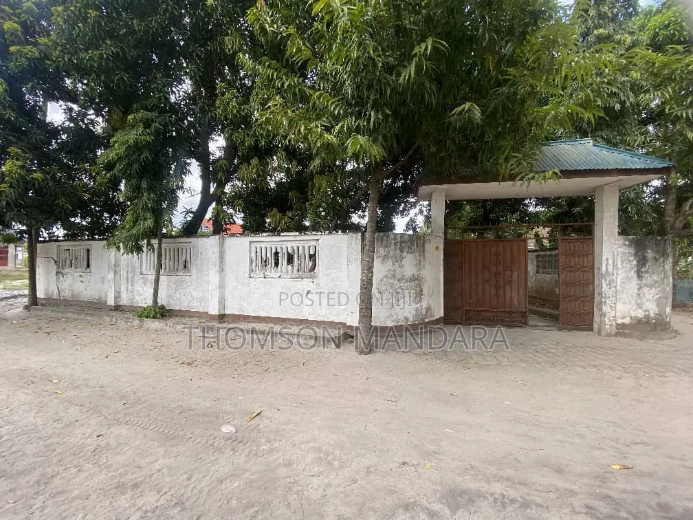 3bdrm House in Ukonga for sale