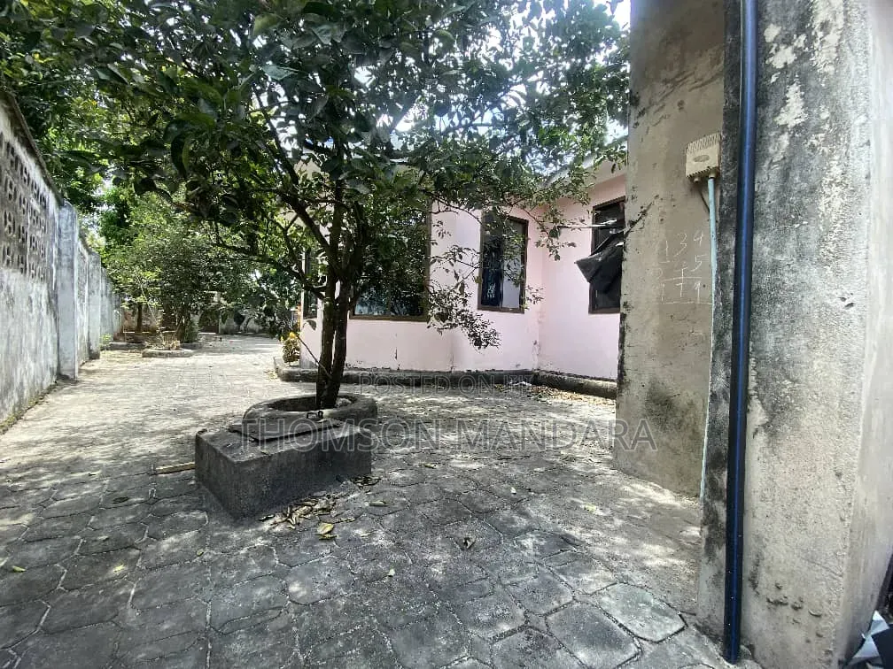 3bdrm House in Ukonga for sale