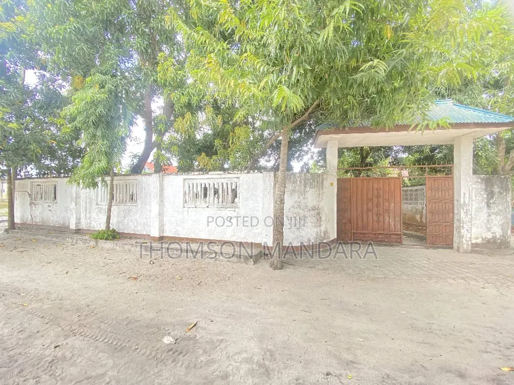 3bdrm House in Ukonga for sale