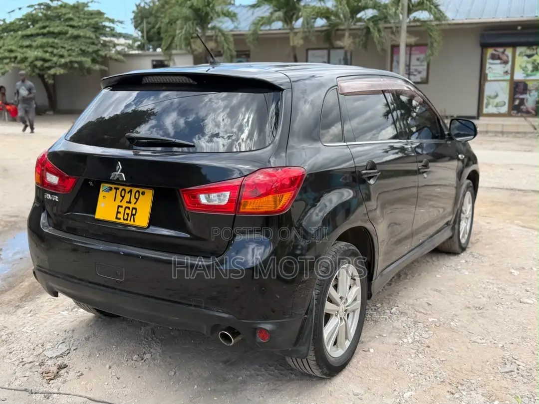 Mitsubishi RVR 2013 Black