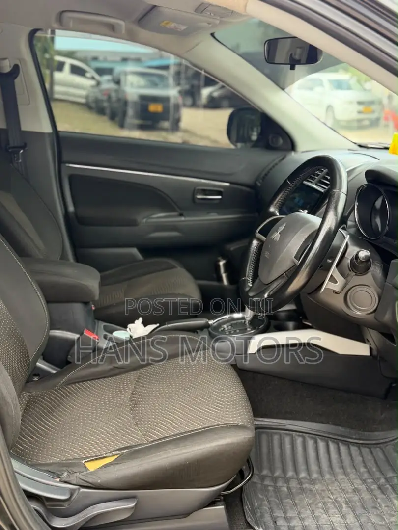Mitsubishi RVR 2013 Black