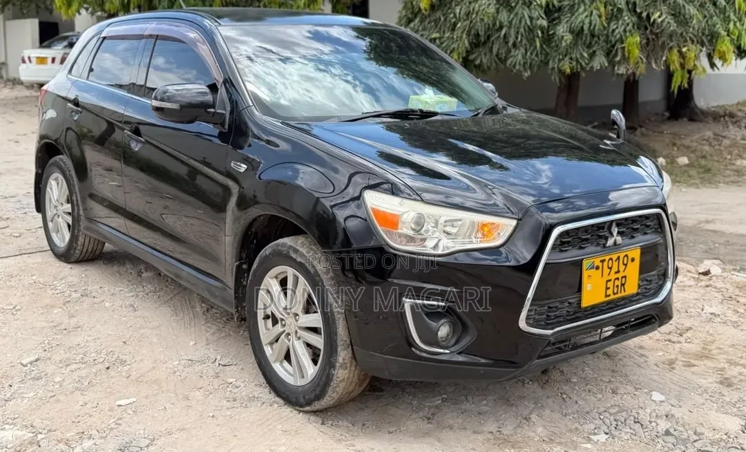 Mitsubishi RVR 2013 Black