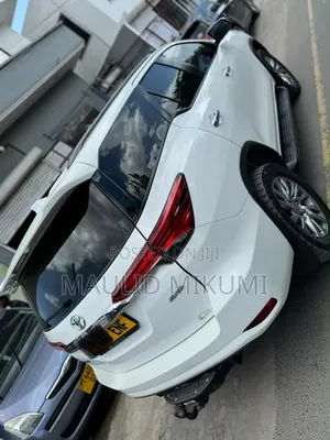 Toyota Fortuner 2024 White