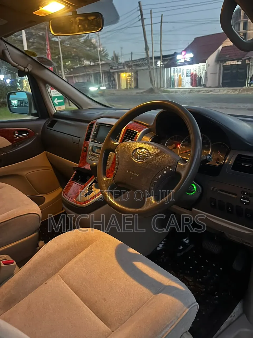 Toyota Alphard 2004 Silver