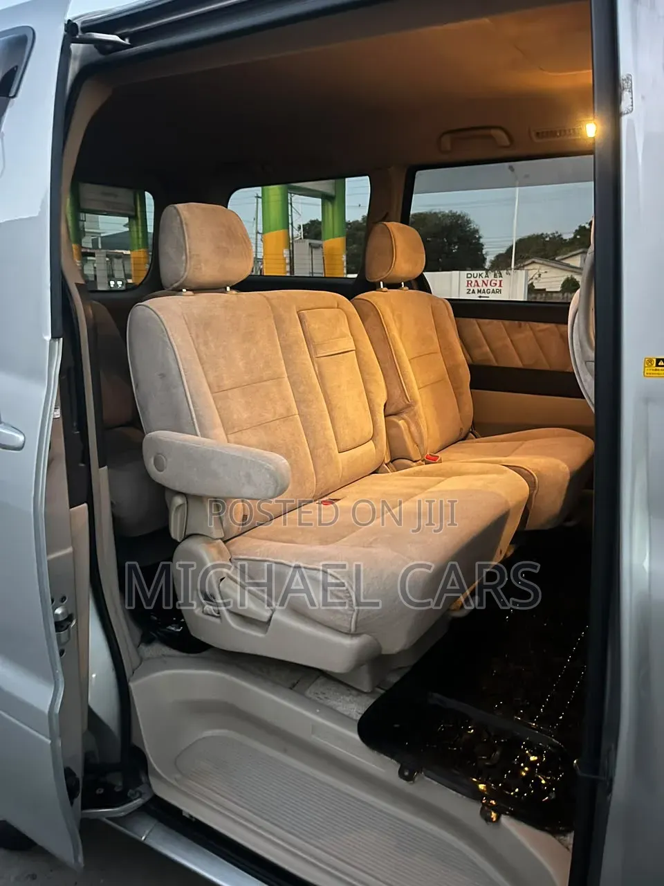 Toyota Alphard 2004 Silver
