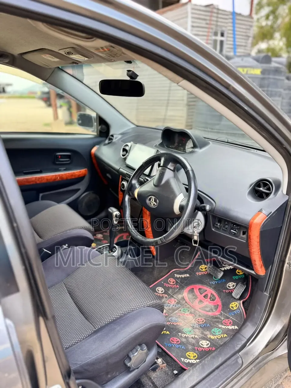 Toyota IST 2004 Gray