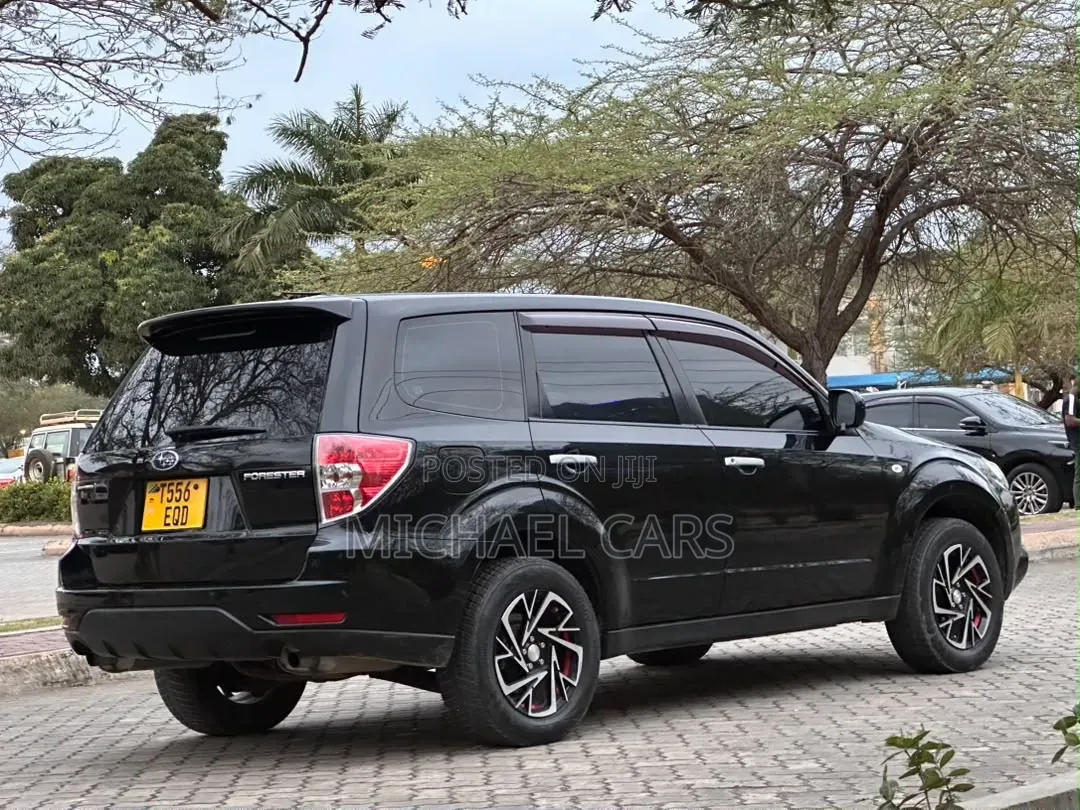 Subaru Forester 2010 Black