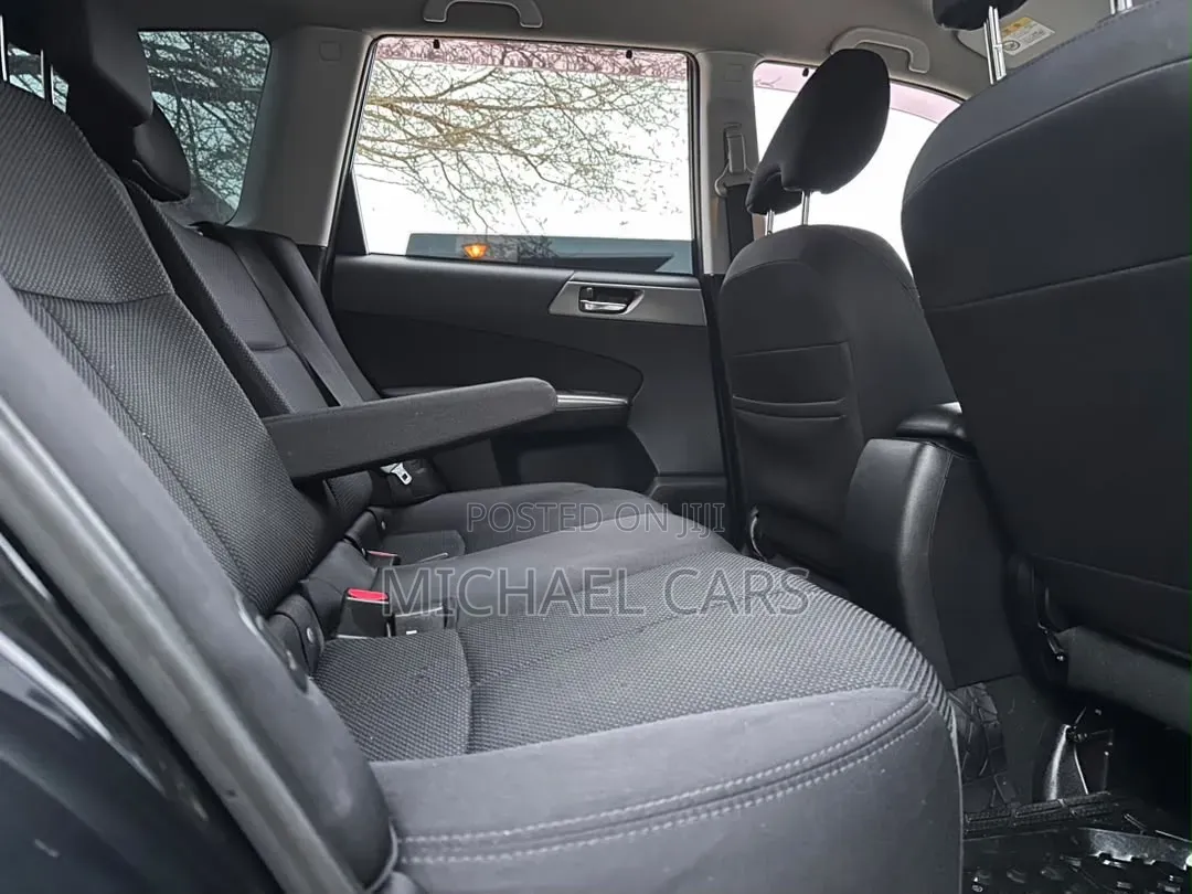Subaru Forester 2010 Black