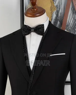 Suits Mpya Nyeusi Kali
