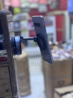 Stand Ya Simu Yenye Vacuum Suction Magnetic Bracket