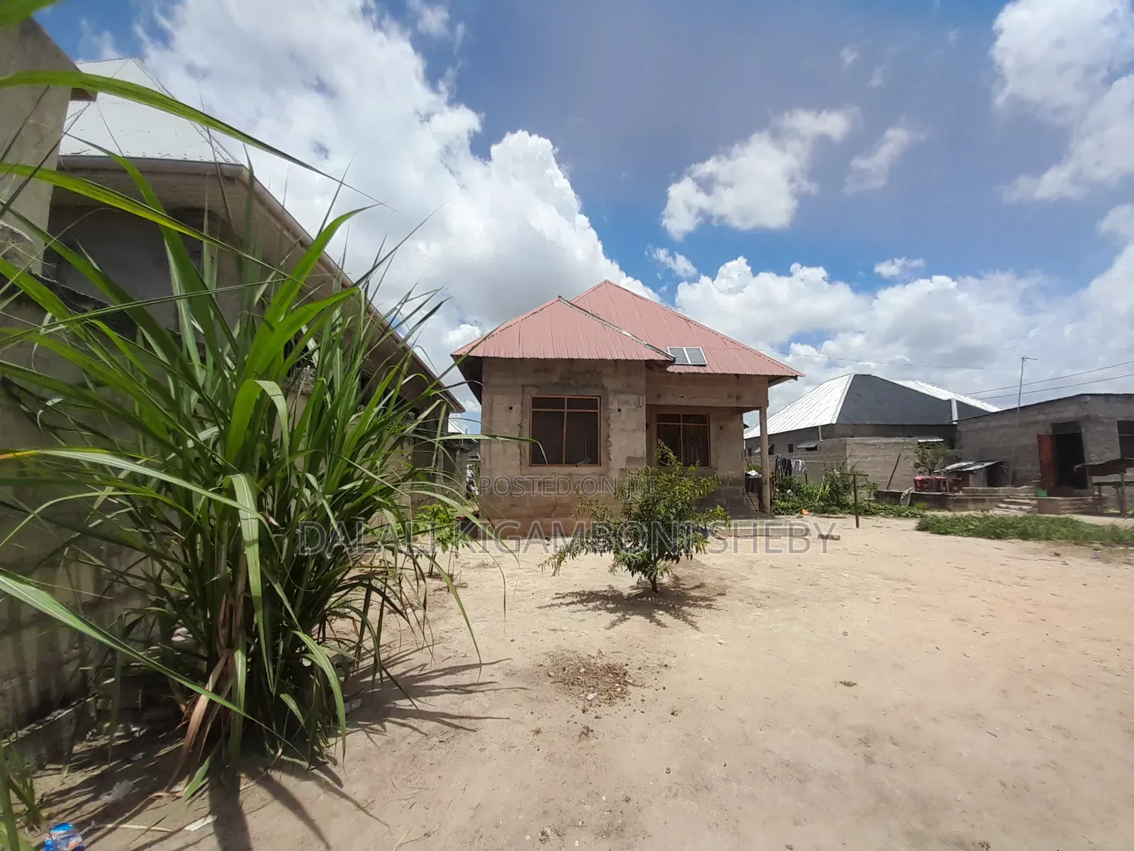 3bdrm House in Kigamboni Kibugumo for sale