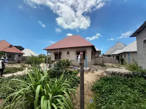 3bdrm House in Kigamboni Kibugumo for sale