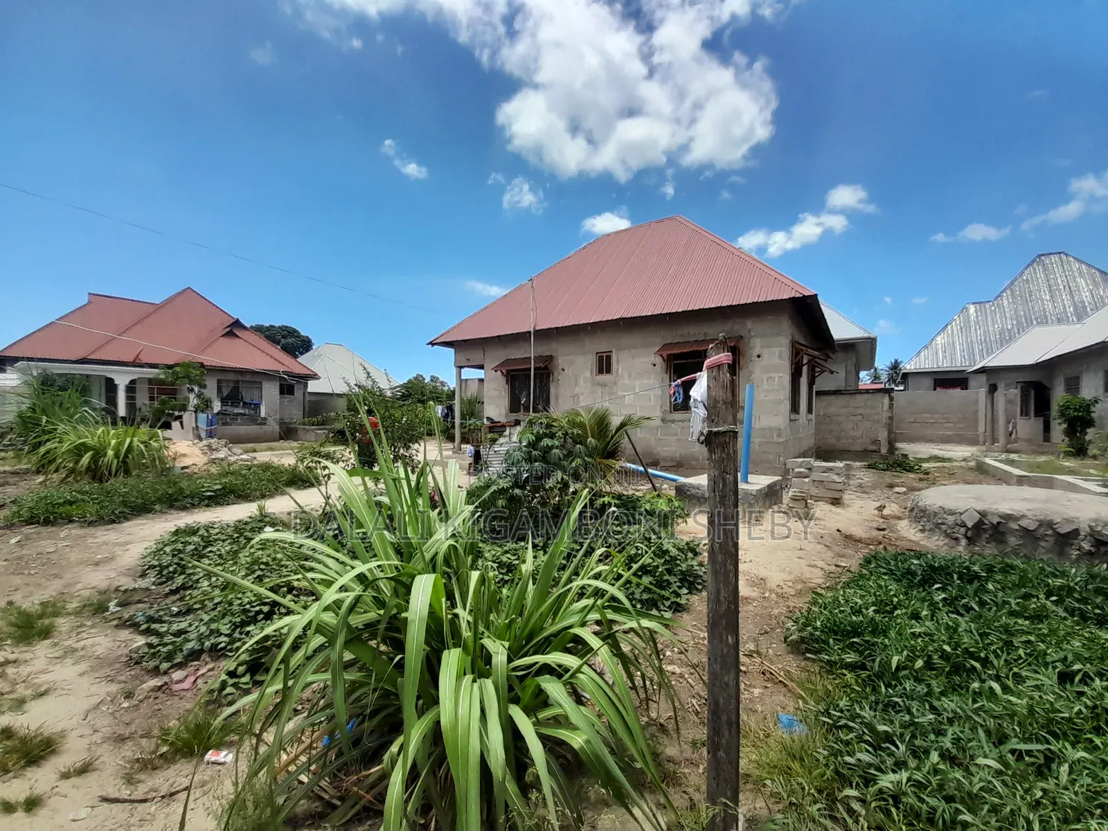 3bdrm House in Kigamboni Kibugumo for sale