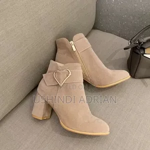 Premium Raba—signature Editionsize: 37 • 38 • 39 • 40 • 41 • 42