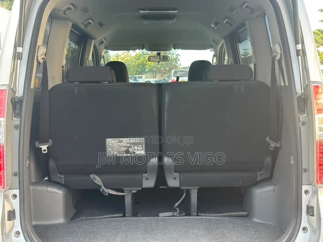 Toyota Noah 2008 Silver