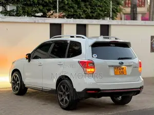 Subaru Forester 2016 White