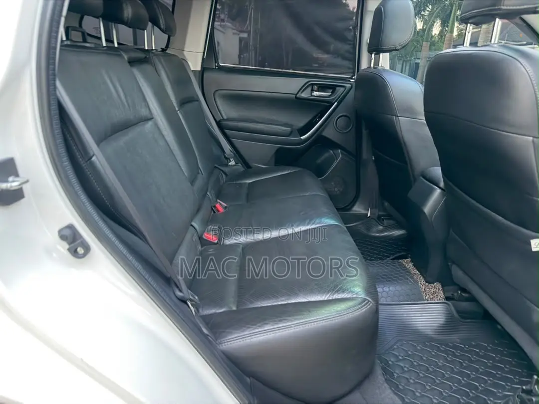 Subaru Forester 2016 White
