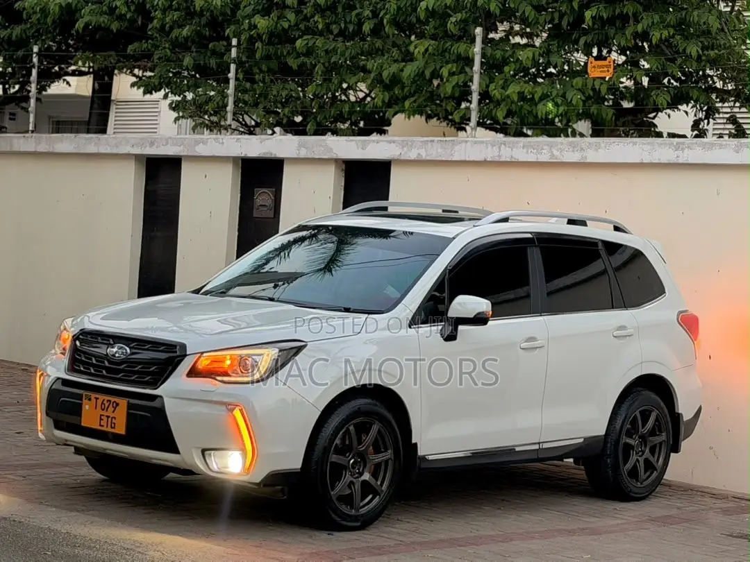 Subaru Forester 2016 White