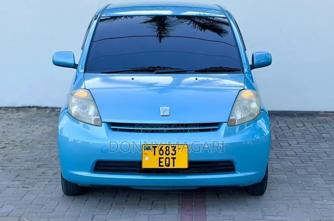 Toyota Passo 2005 Blue