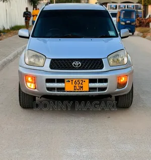Toyota RAV4 Automatic 2000 Silver