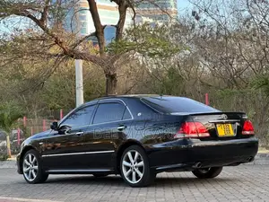 Toyota Crown 2007 Black