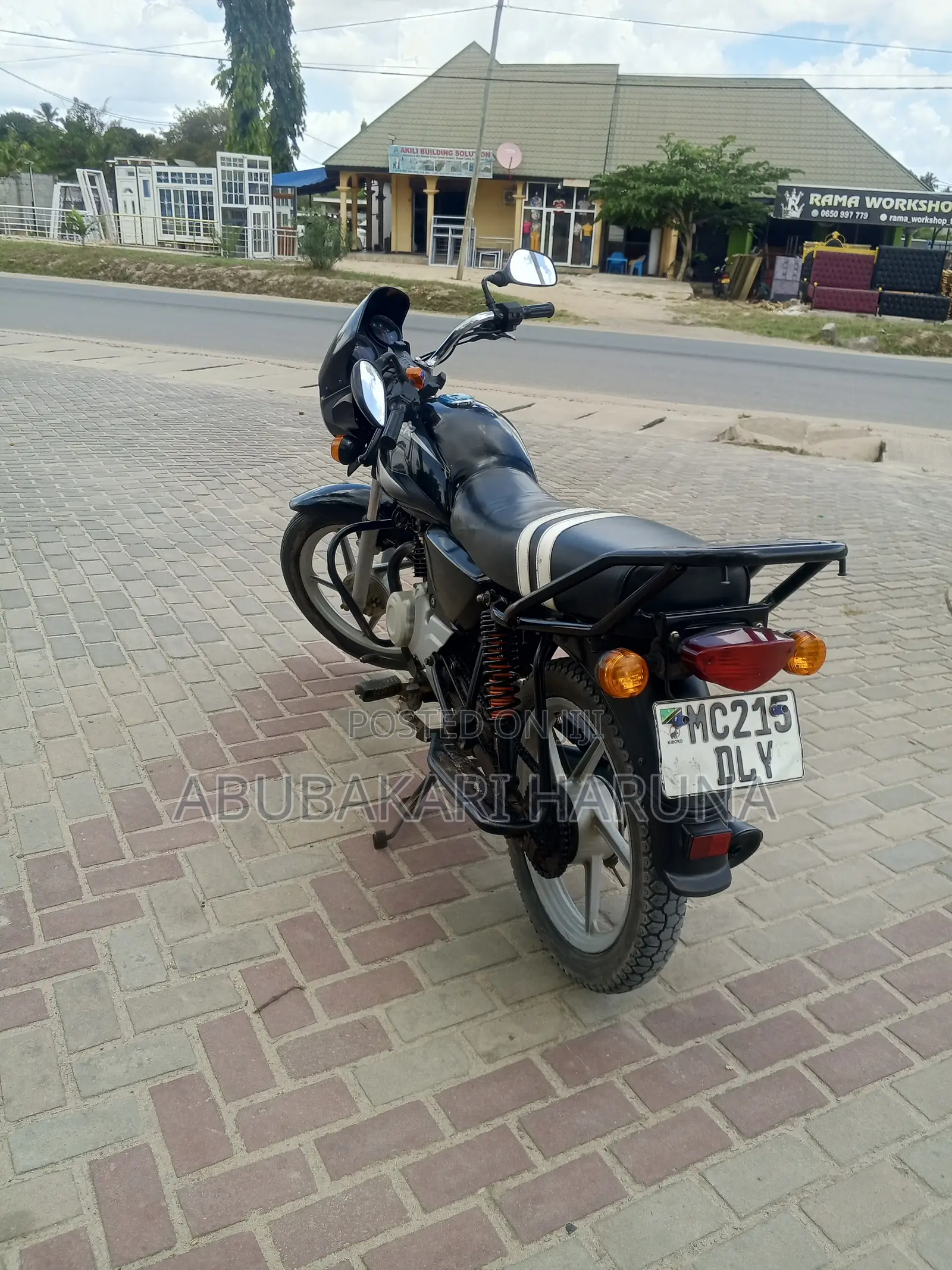 Bajaj Boxer 125 2022 Black