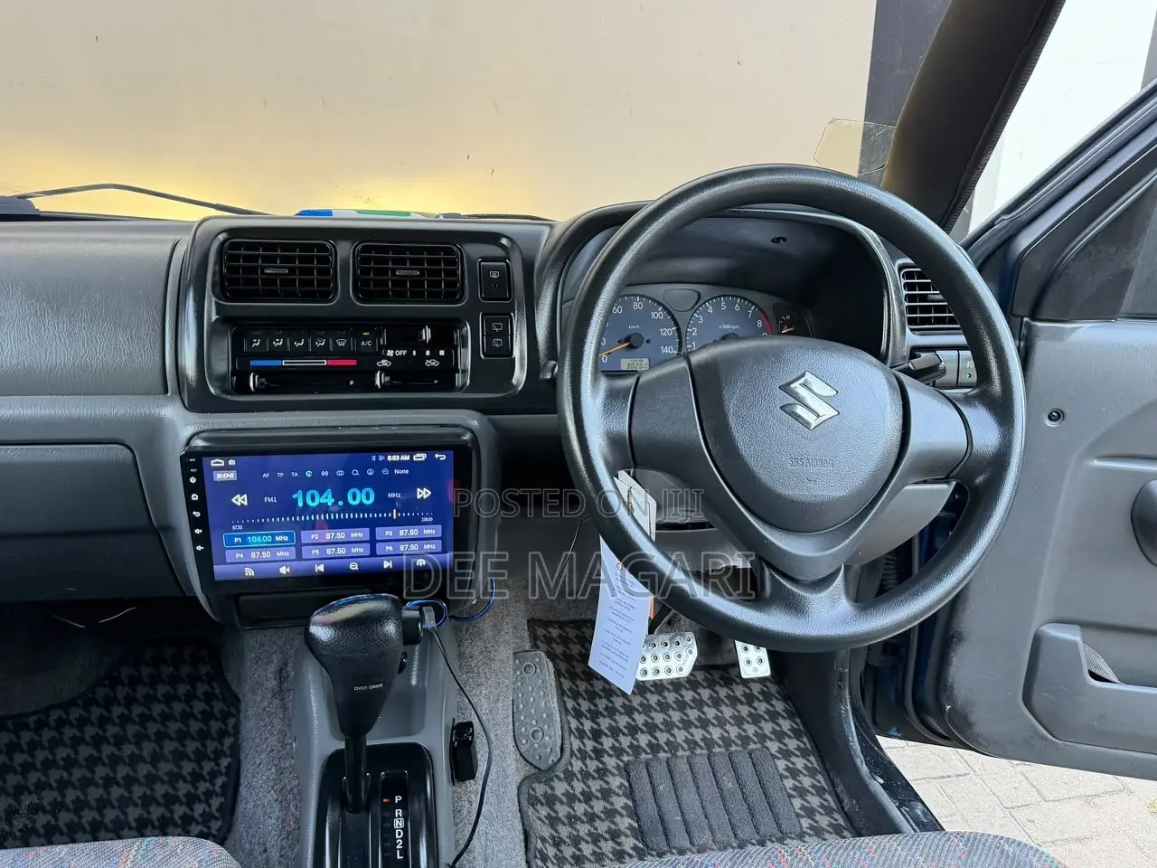 Suzuki Jimny 2000 Black
