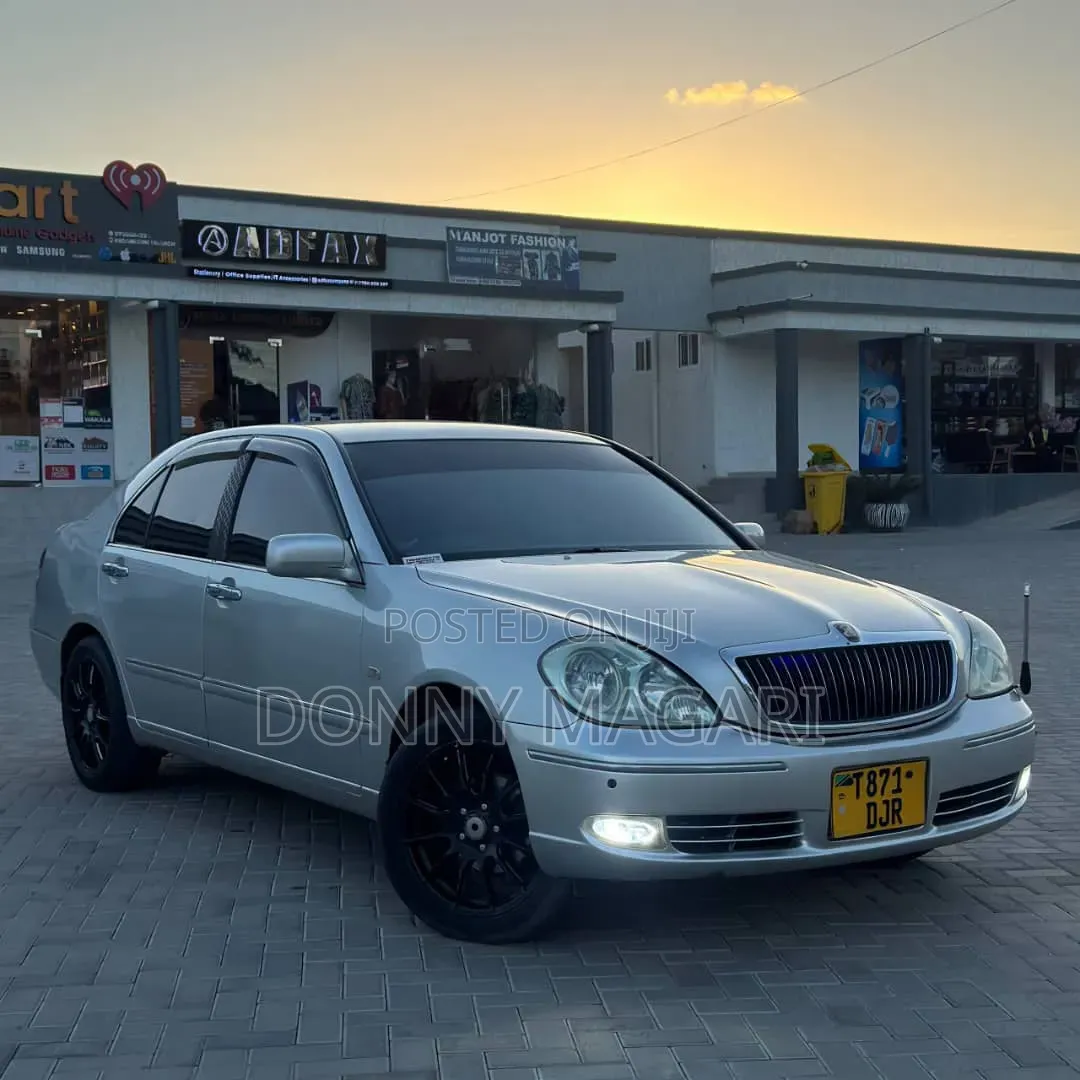Toyota Brevis 2004 Silver