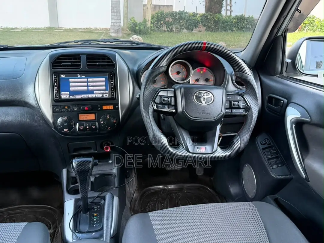 Toyota RAV4 2005 Green