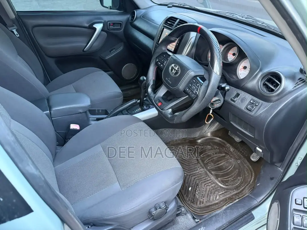 Toyota RAV4 2005 Green