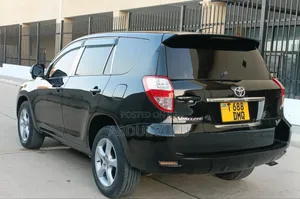 Toyota Vanguard 2010 Black
