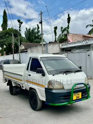 Toyota TownAce 2003 White