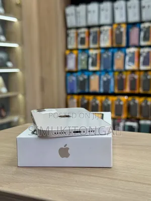 New Apple iPhone 12 128 GB White