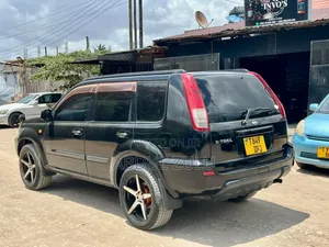 Nissan X-Trail 2005 Black